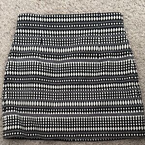 Zara Monochrome Geometric Pencil Skirt